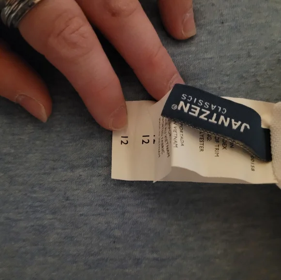 Swim top - Picture 3 of 3